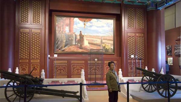 Mao Declares the Founding of the People's Republic of China, a painting on which Jin Shangyi collaborated, on display in the newly expanded National Museum in Tiananmen Square. (Photo by Jason Edward Kaufman (c) 2011)